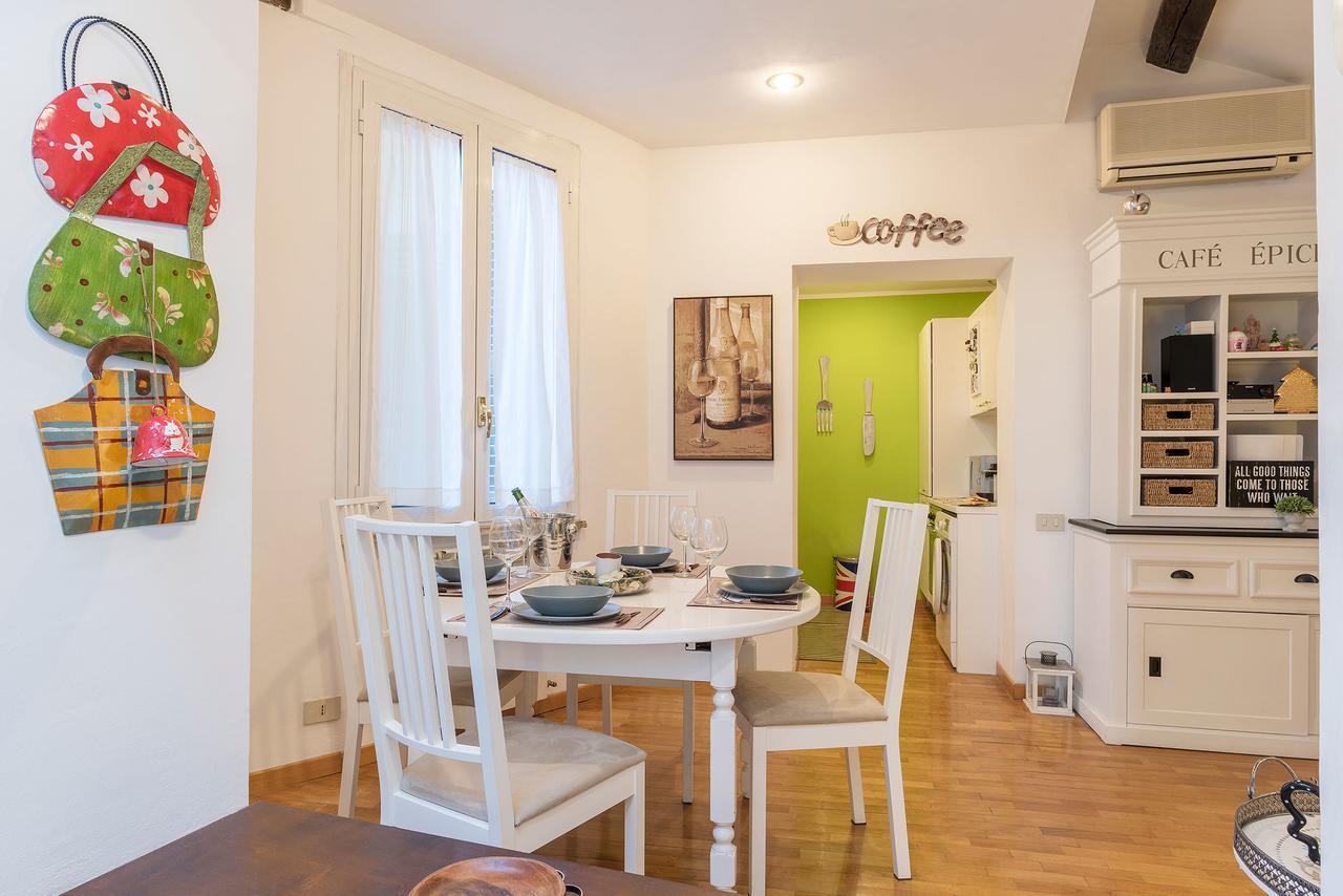 Penthouse With Terrace In The Heart Of Rome Apartment Exterior photo
