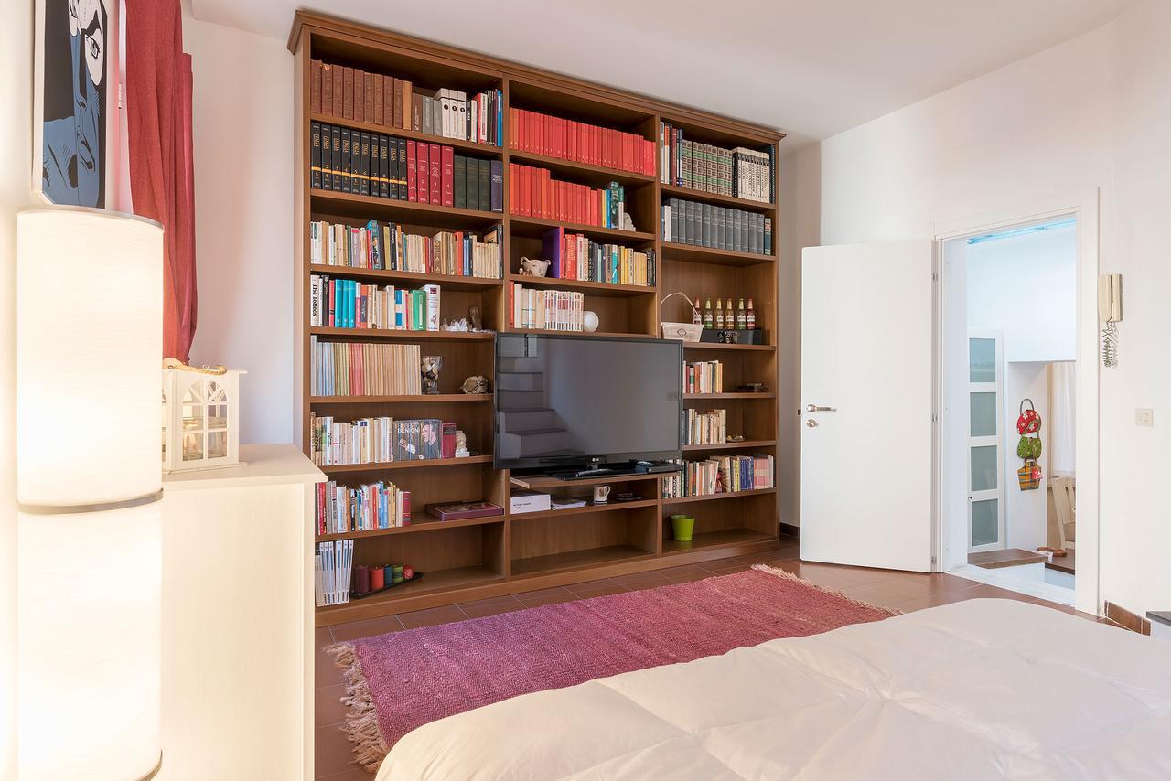 Penthouse With Terrace In The Heart Of Rome Apartment Exterior photo